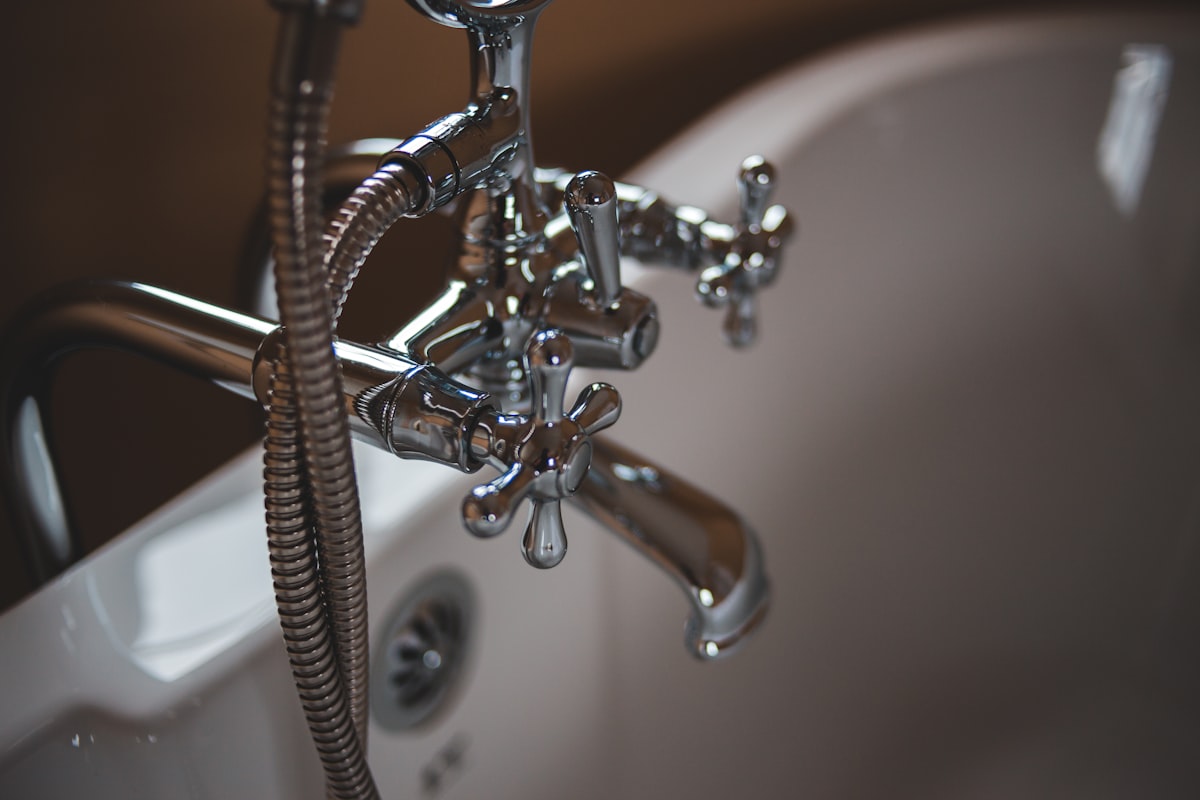 Mixer tap replacement, Hackney